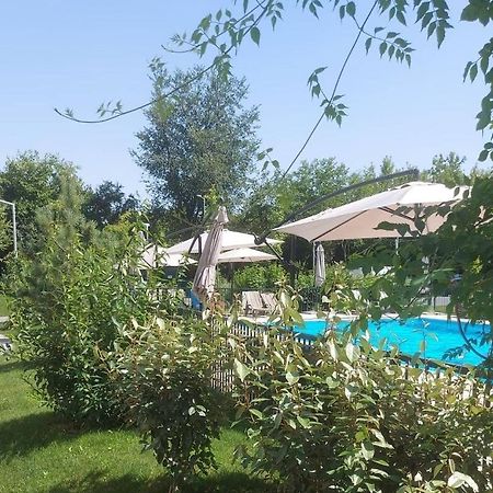 Atria Urban Resort Bucharest Exterior photo